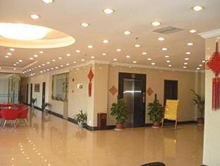 Yichen Pudong Airport Hotel เซี่ยงไฮ้ ภายนอก รูปภาพ